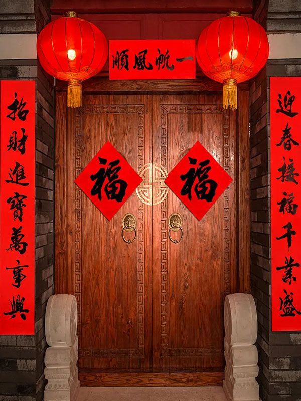 為什么每年春節(jié)都要貼春聯(lián)呢？